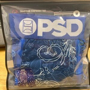 PSD brand new size medium. Style hype, blue bandanna.